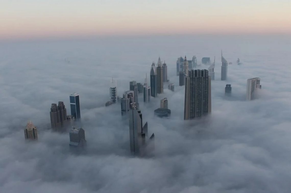 Dubai Usa 10 Mil Drones Para Criar Chuva Artificial