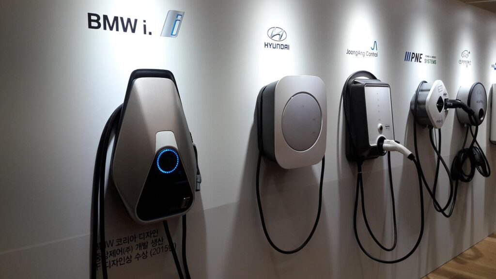 Carregador de Carro Elétrico capa