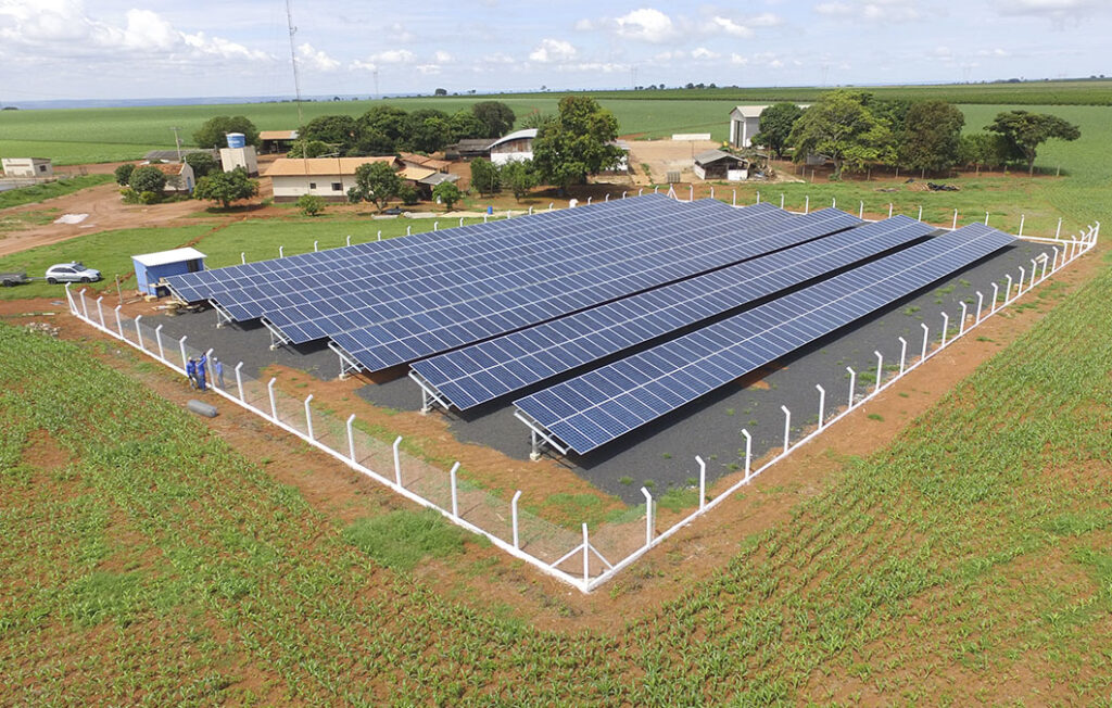 Como reflexo da produção de energia solar recorde, está o fato de que Minas Gerais foi o primeiro estado da América Latina e Caribe a aderir à campanha mundial “Race to Zero”
