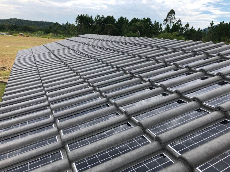 Telha Solar Brasileira Ganha Novos Modelos 20% Mais Eficientes 2 telha solar instalada