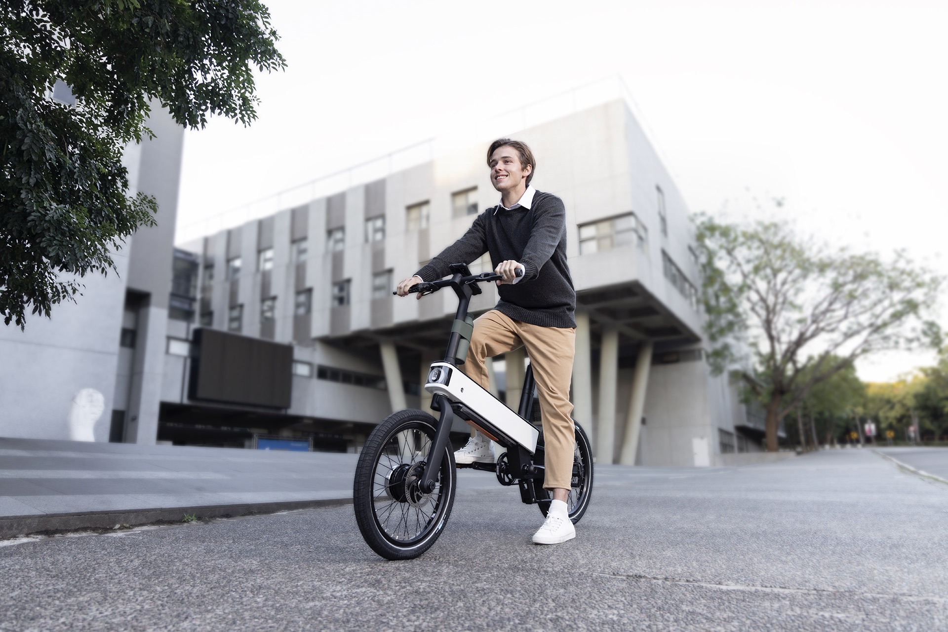 E-Bike Acer ebii: Até 110 km Por Carga e Recarga em 2h30