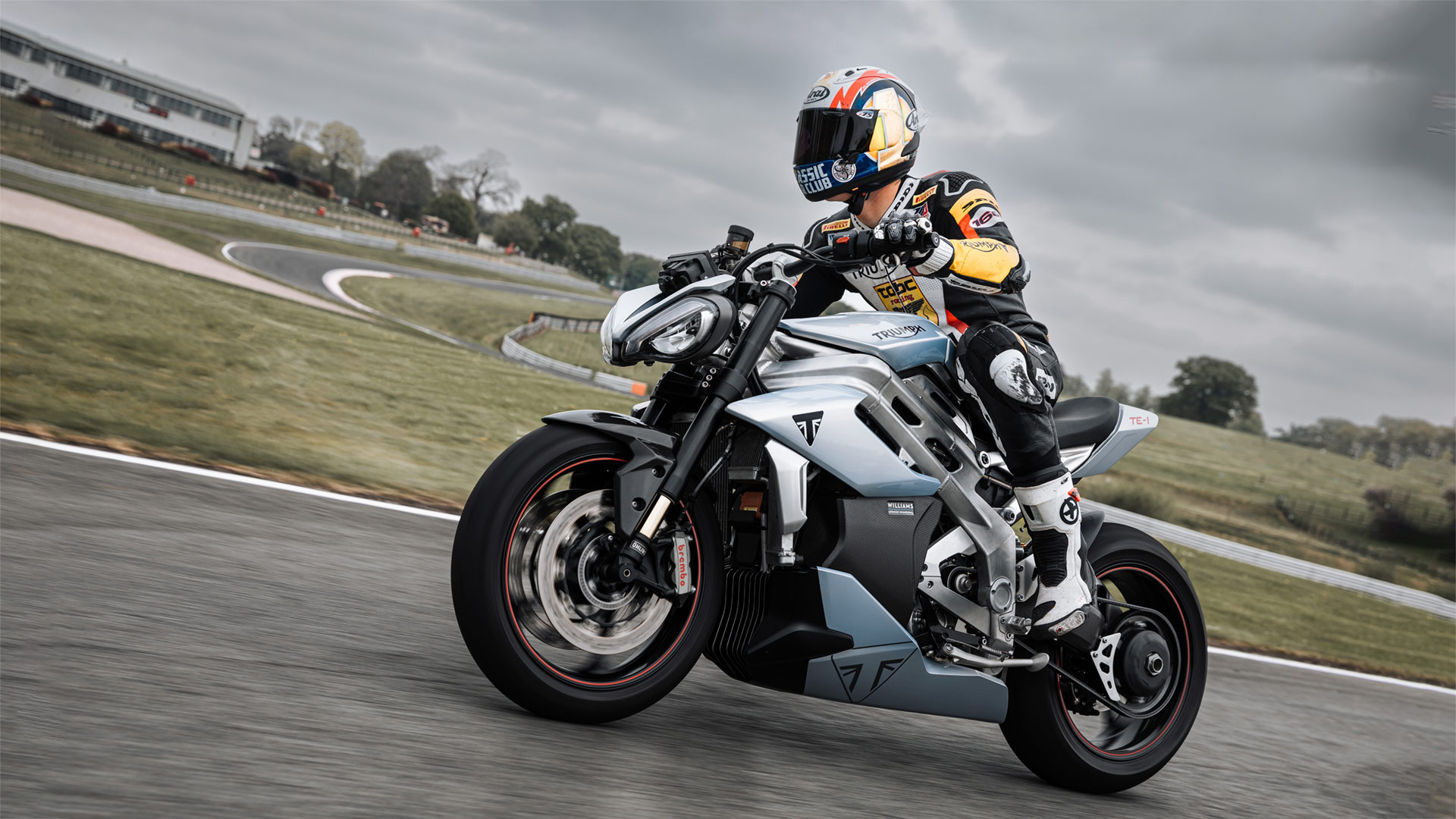Moto Elétrica Triumph TE-1: 161 km e Carga 80% em 20 Min